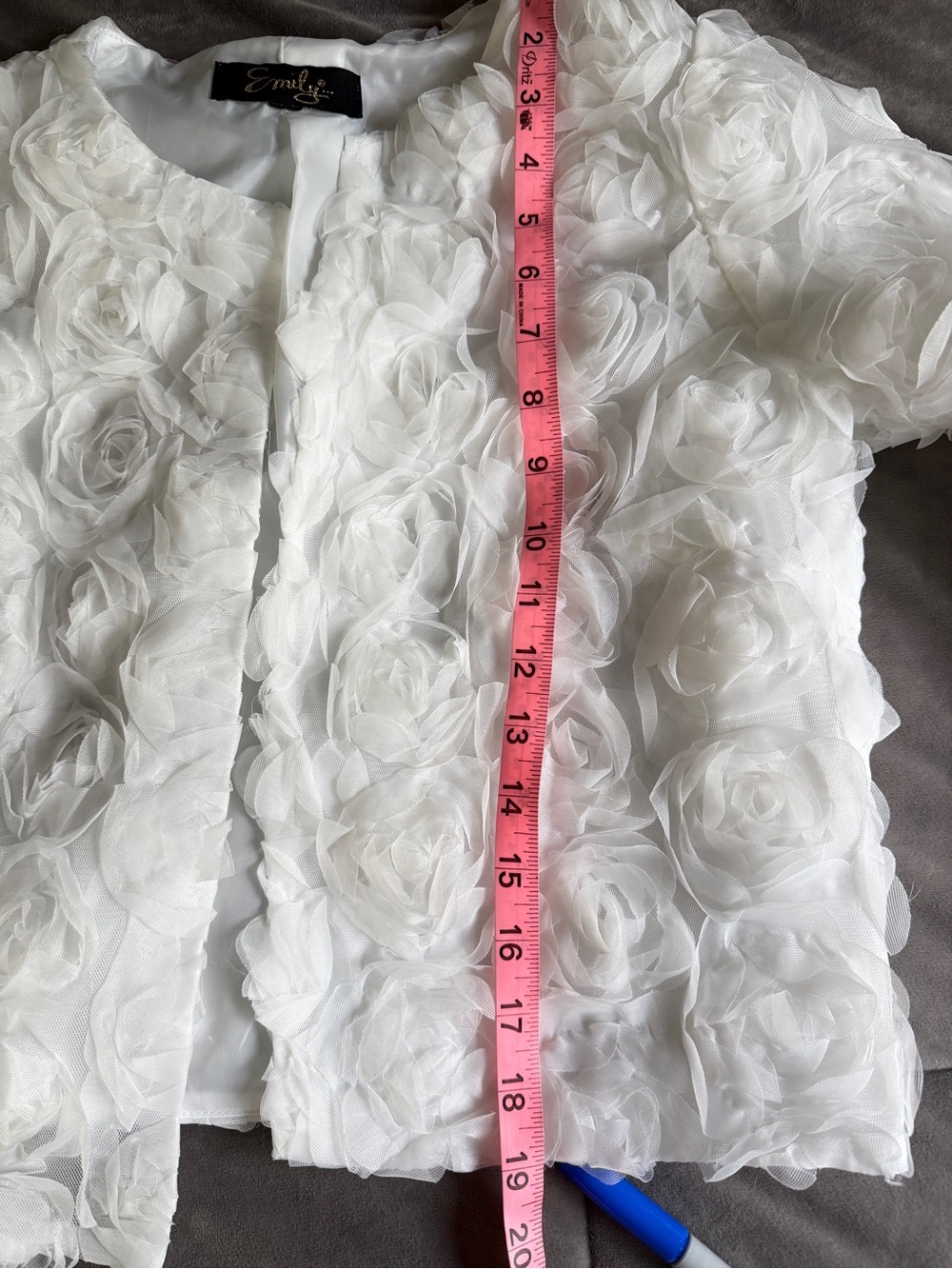 Emily 3D floral appliqué Embellished White Floral Rosette Jacket - Small - Picture 6 of 9